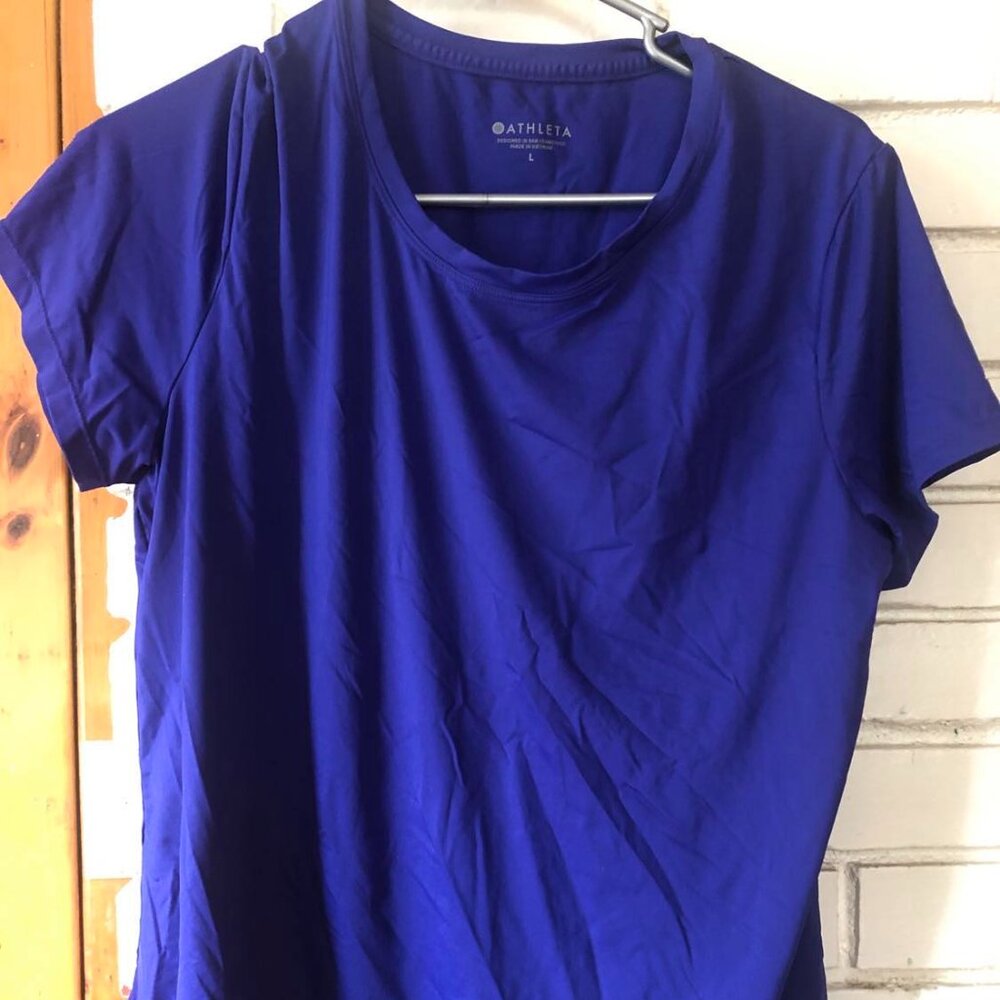 NWOT Athleta CADENCE TEE Paradise Blue workout shirt size L